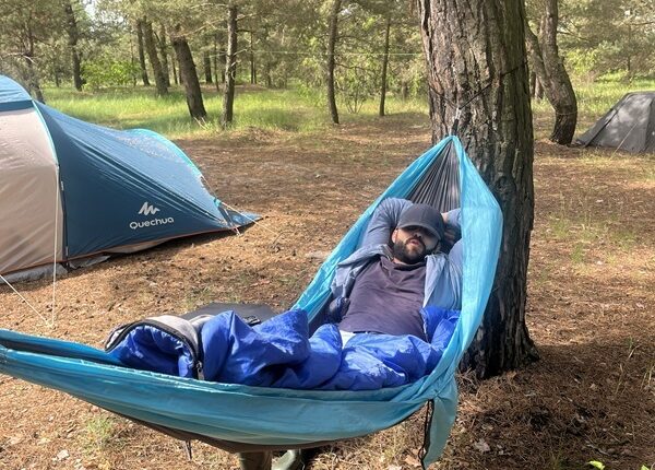 Кемпінг на Десні, тестувальник гамаку
